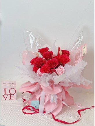 CAROLLE  (SOAP FLOWERS) 