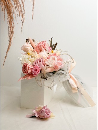 TRULY YOURS ( Preserved Flowers ) 