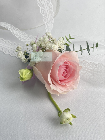 CORSAGE 1 (FRESH FLOWERS)