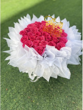 QUEEN PINK ROSES