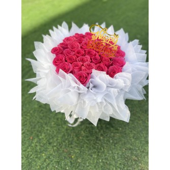 QUEEN PINK ROSES