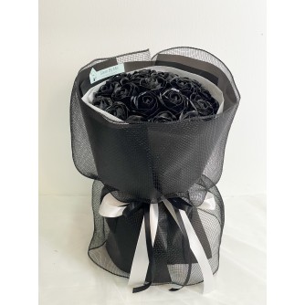 BLACK ROMANCE (SOAP FLOWERS)