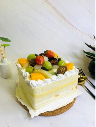 Chantilly Pudding Cake 水果布丁蛋糕
